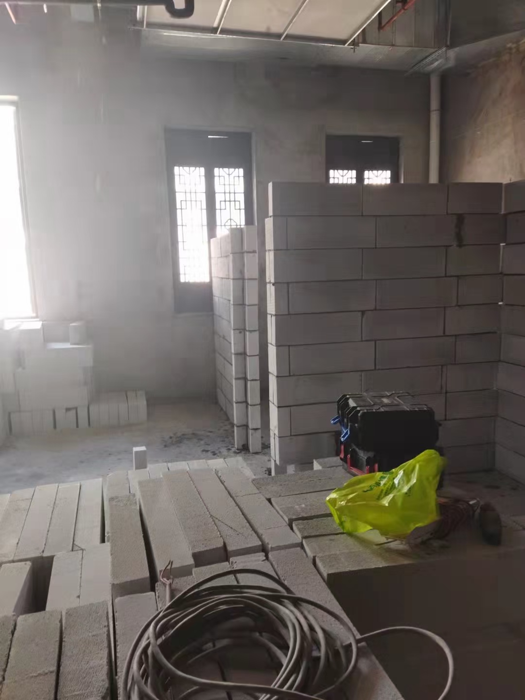 泡沫砖隔墙/轻质砖隔墙效果参考